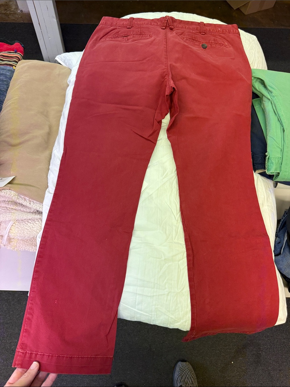 Express Men's Red Chinos - Picture 3 of 3